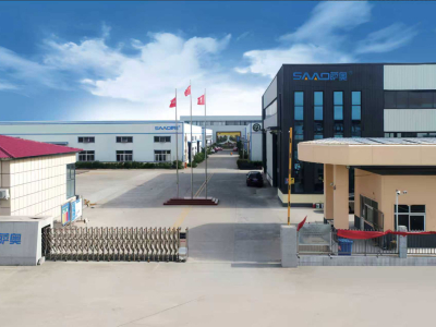 Уход за газонами и ландшафтом в 2026 году: газонокосилки с дистанционным управлением и сидениями на литий-ионных аккумуляторах.