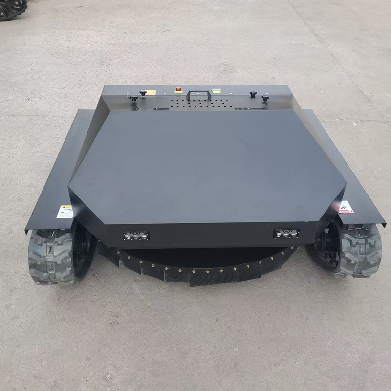 Mähroboter und Schneefräse